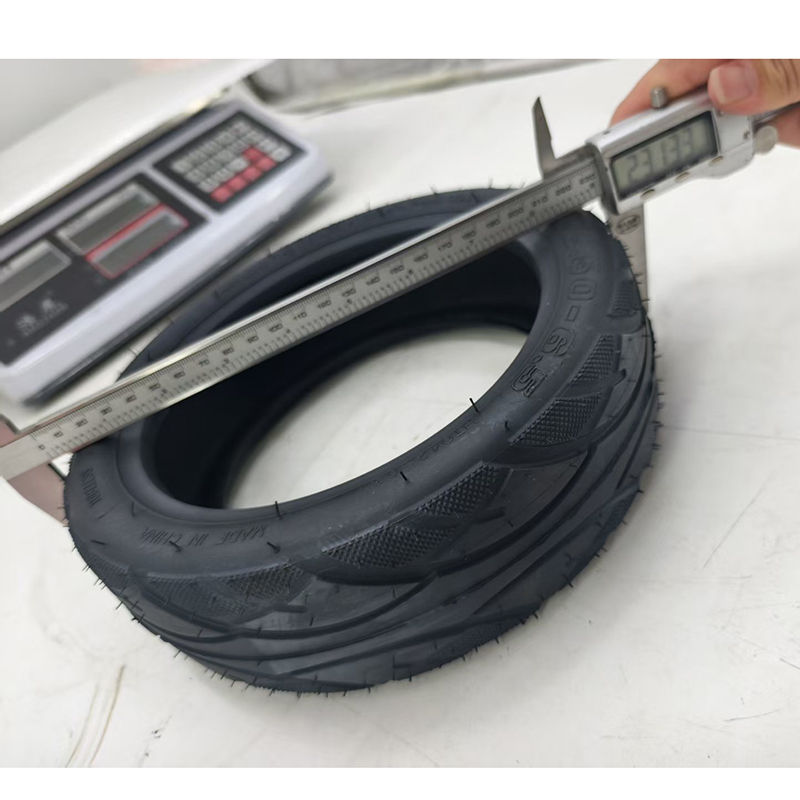 Оригинальная бескамерная шина  – обзор и цена Scooter Tire
